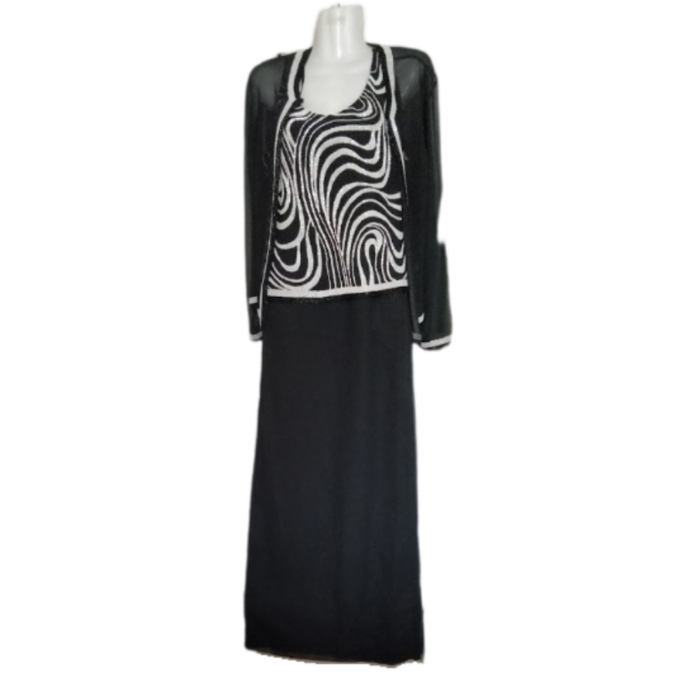 Black and white formal set